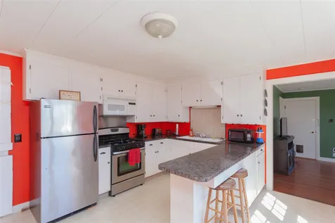 124 Baer Road Rollinsford NH 03869