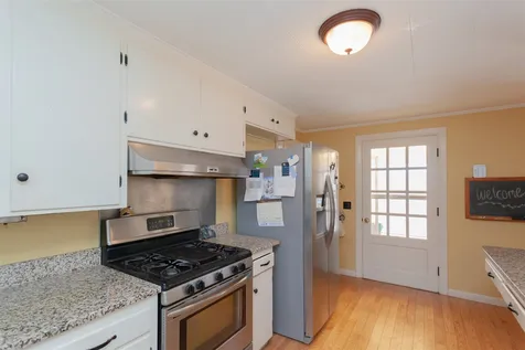 124 Baer Road Rollinsford NH 03869