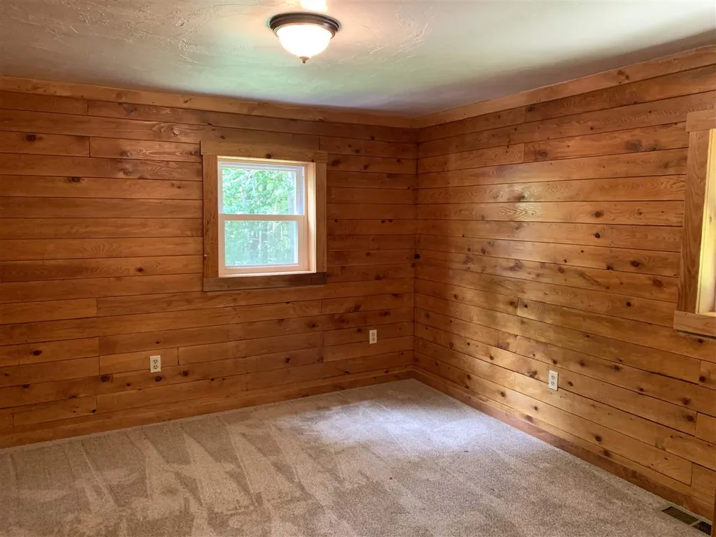 49 A Street Franklin NH 03235