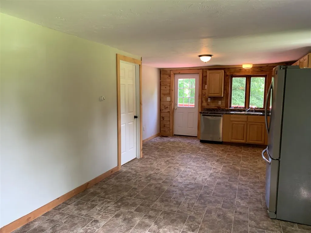 49 A Street Franklin NH 03235