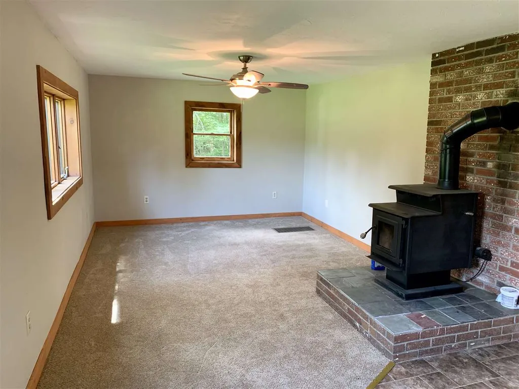 49 A Street Franklin NH 03235