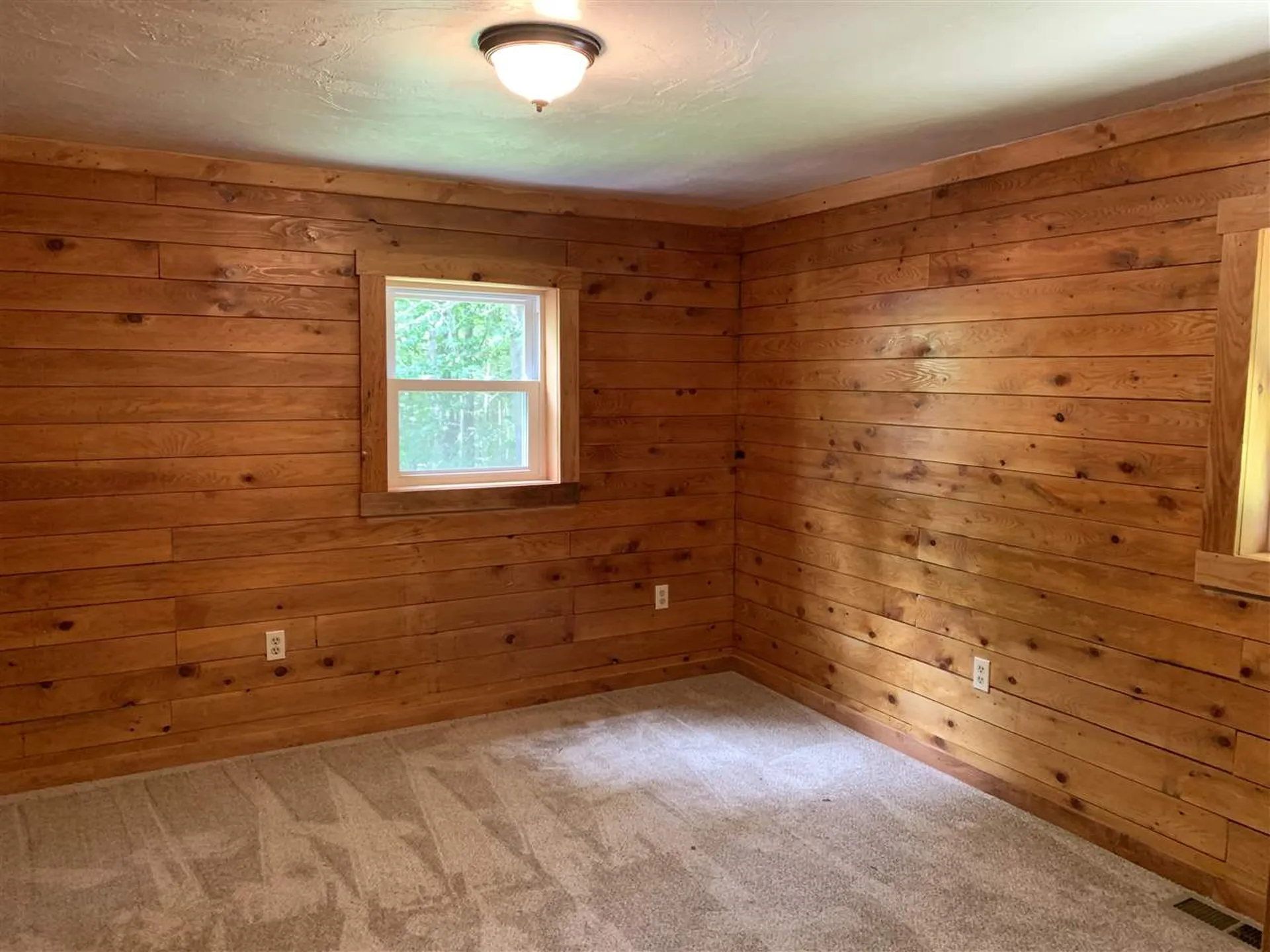 49 A Street Franklin NH 03235