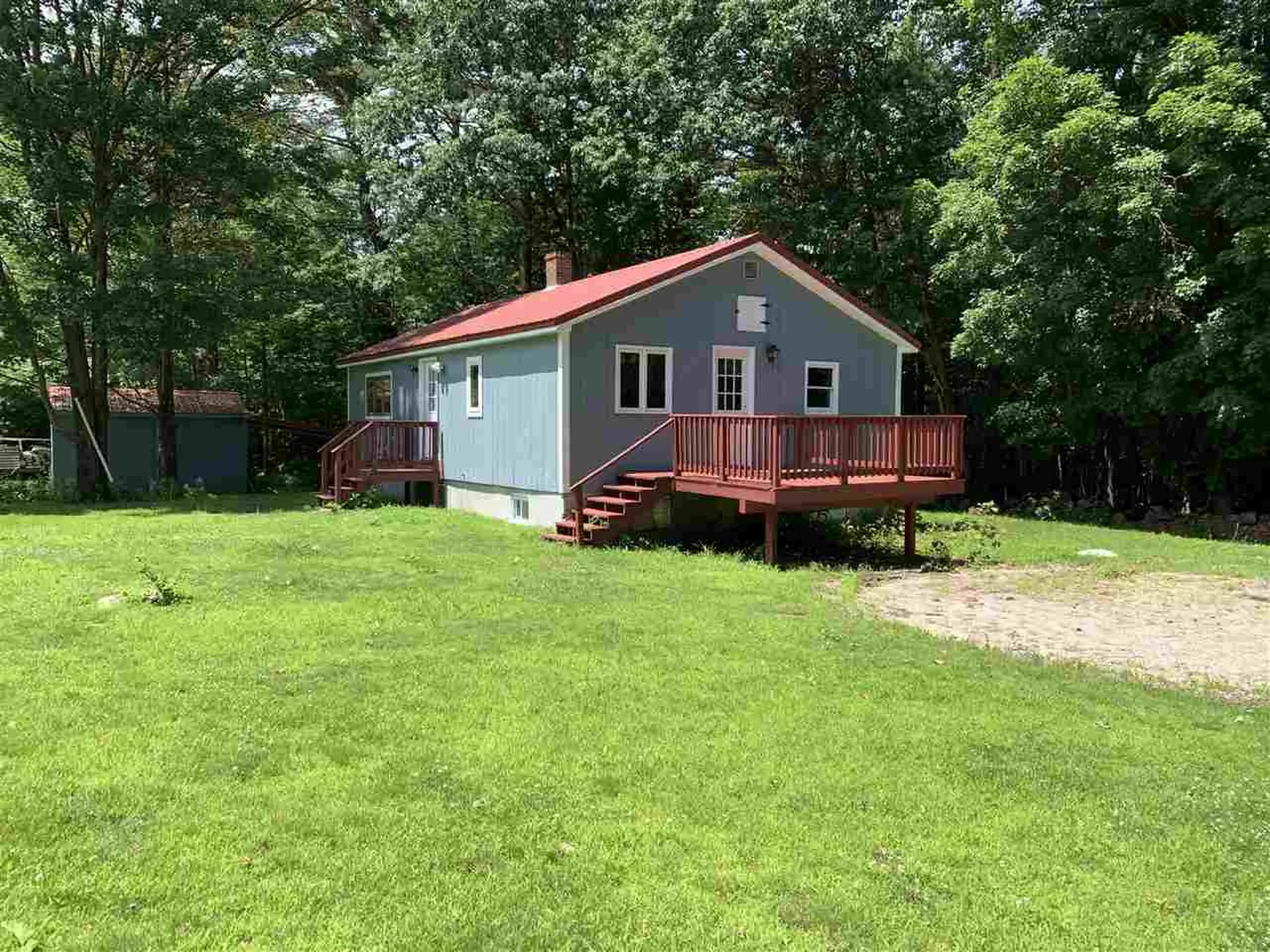 49 A Street Franklin NH 03235