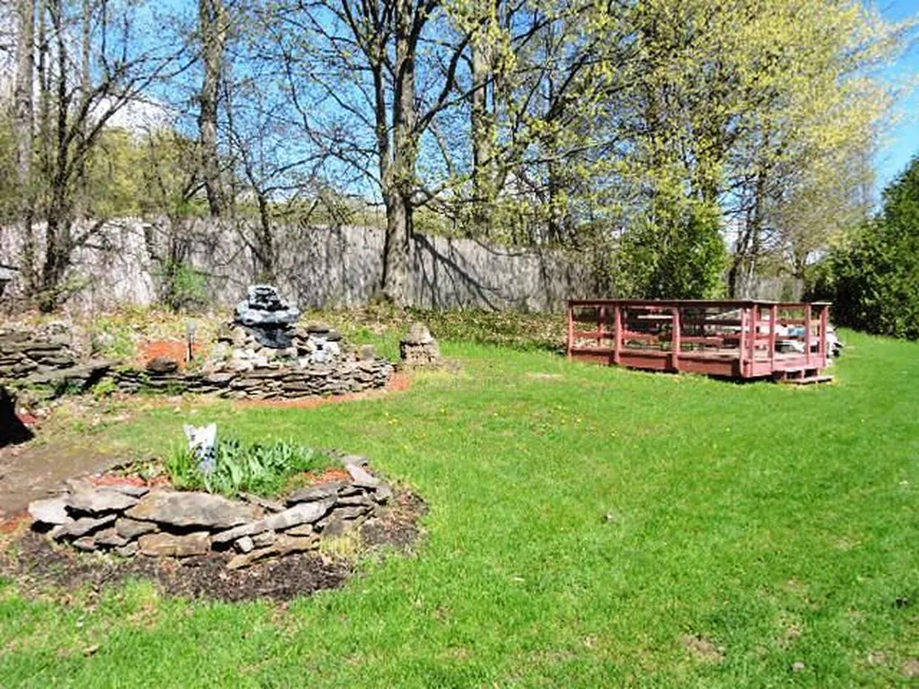 673 Bullock Road Georgia VT 05468
