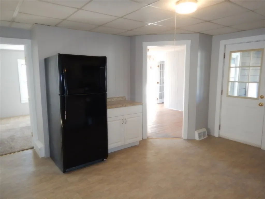 92 Ledge Street Nashua NH 03060