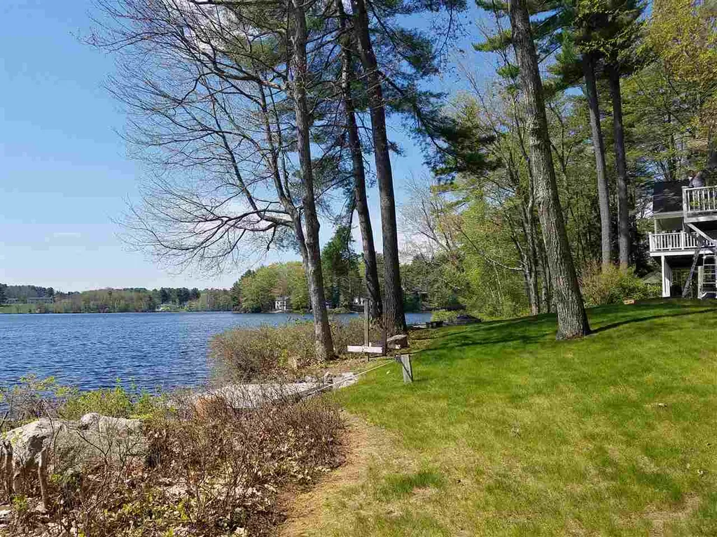 110 River Street Wolfeboro NH 03894
