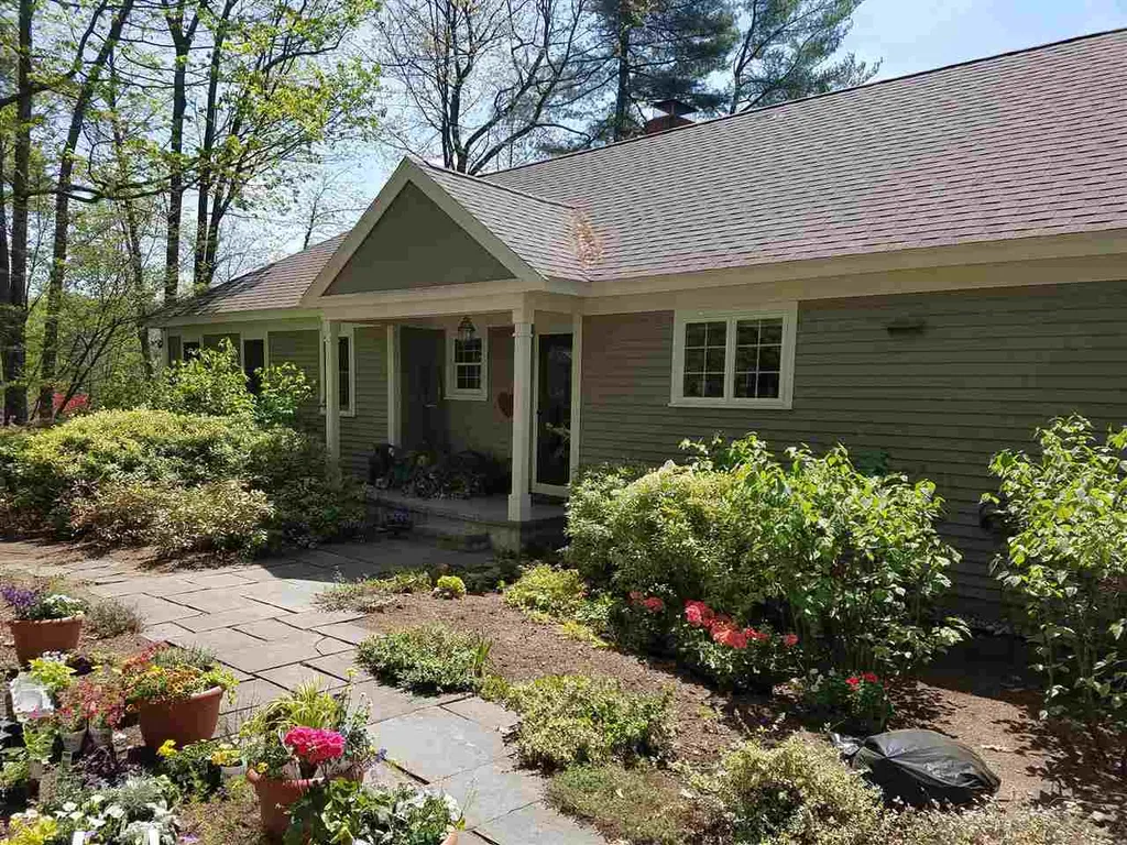 110 River Street Wolfeboro NH 03894