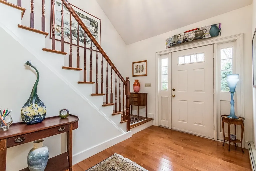 5 Ridgewood Lane Concord NH 03301