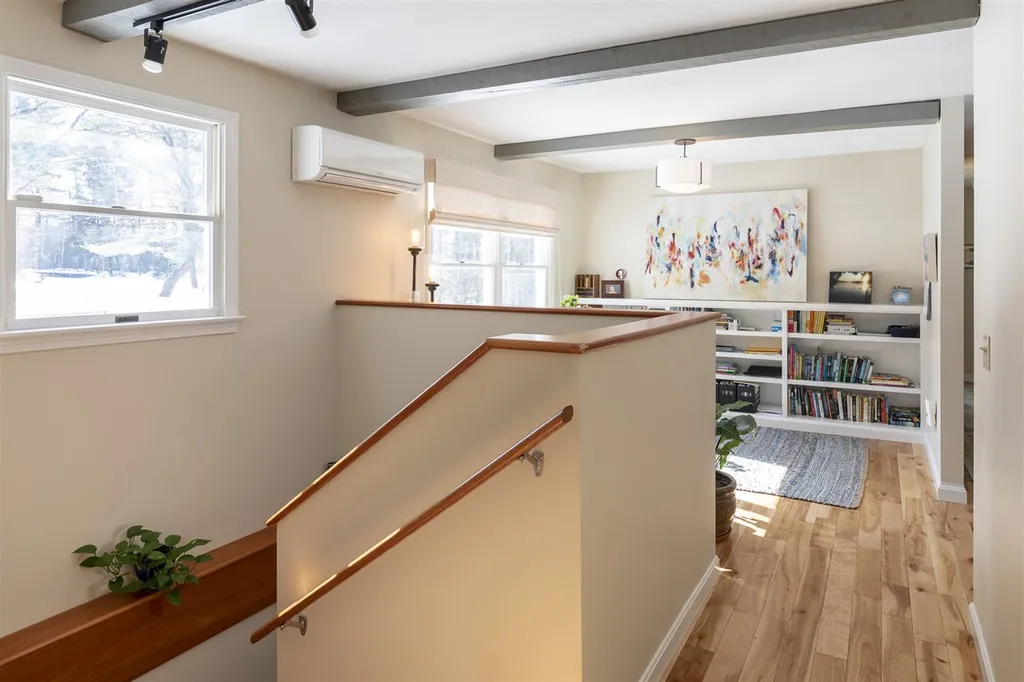 456 Indian Pond Road Orford NH 03777