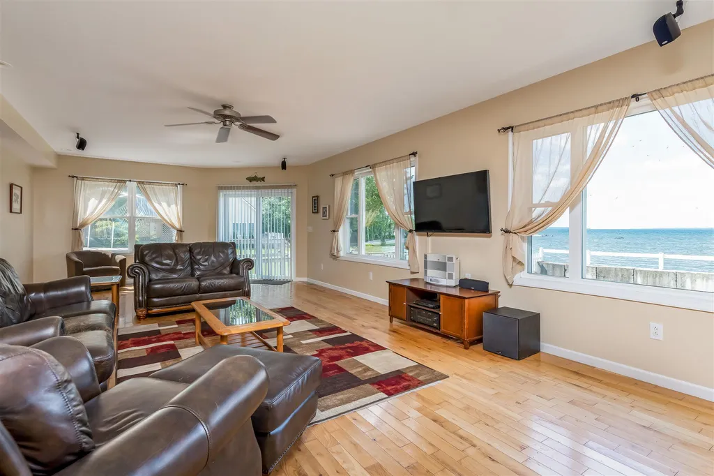 669 Firehouse Road Alburgh VT 05440