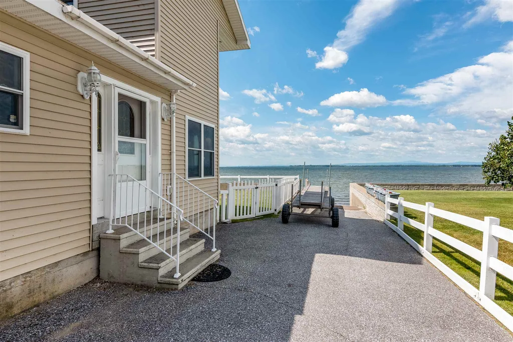669 Firehouse Road Alburgh VT 05440