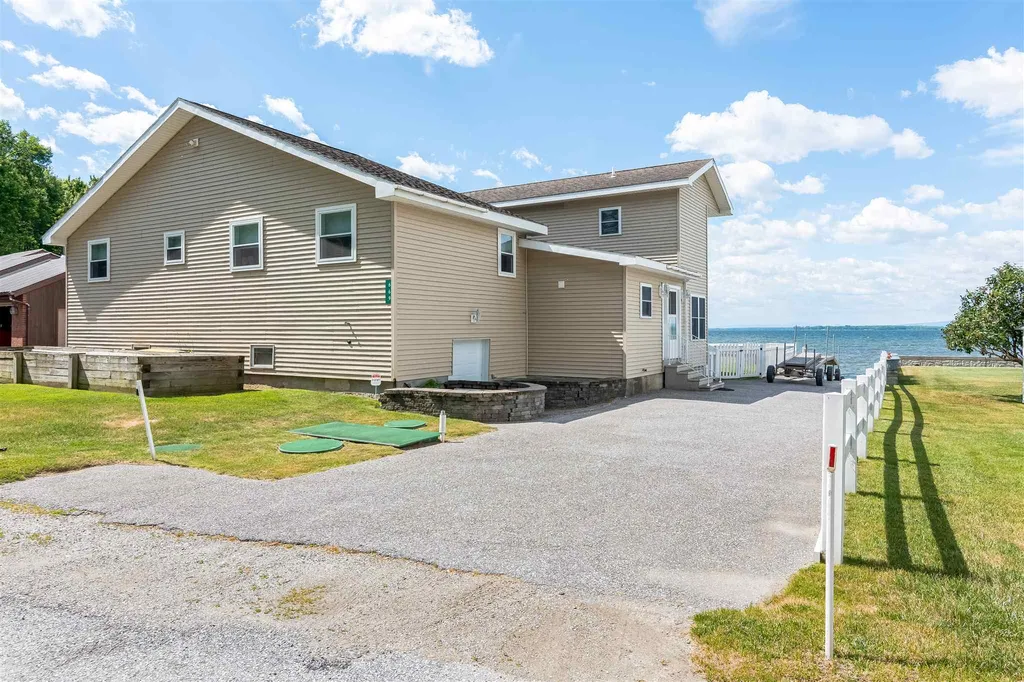 669 Firehouse Road Alburgh VT 05440
