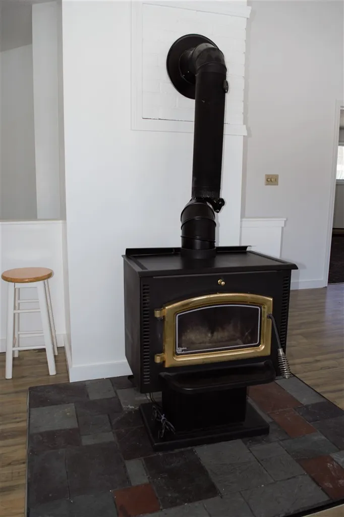 39 South Lunenburg Road Lunenburg VT 05906