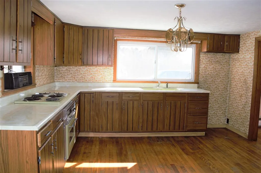 39 South Lunenburg Road Lunenburg VT 05906