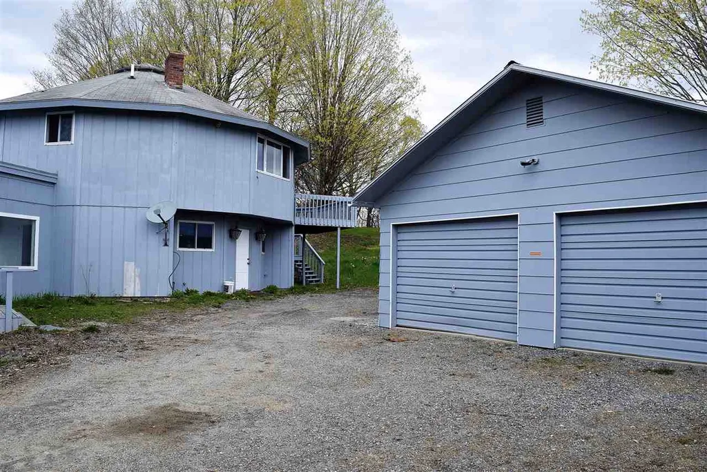 39 South Lunenburg Road Lunenburg VT 05906