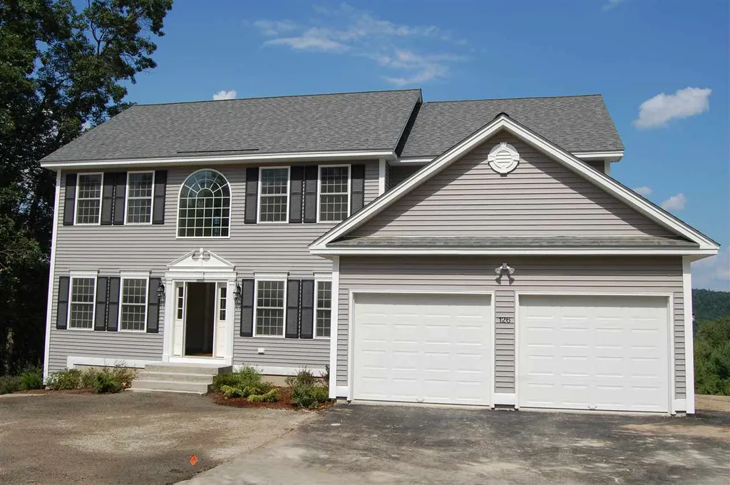 126 Brookview Drive Hooksett NH 03106