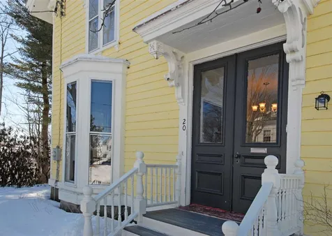 20 Noble Street Somersworth NH 03878-2621