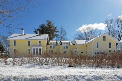 20 Noble Street Somersworth NH 03878-2621