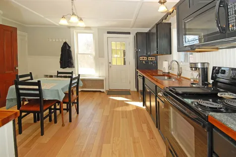 20 Noble Street Somersworth NH 03878-2621