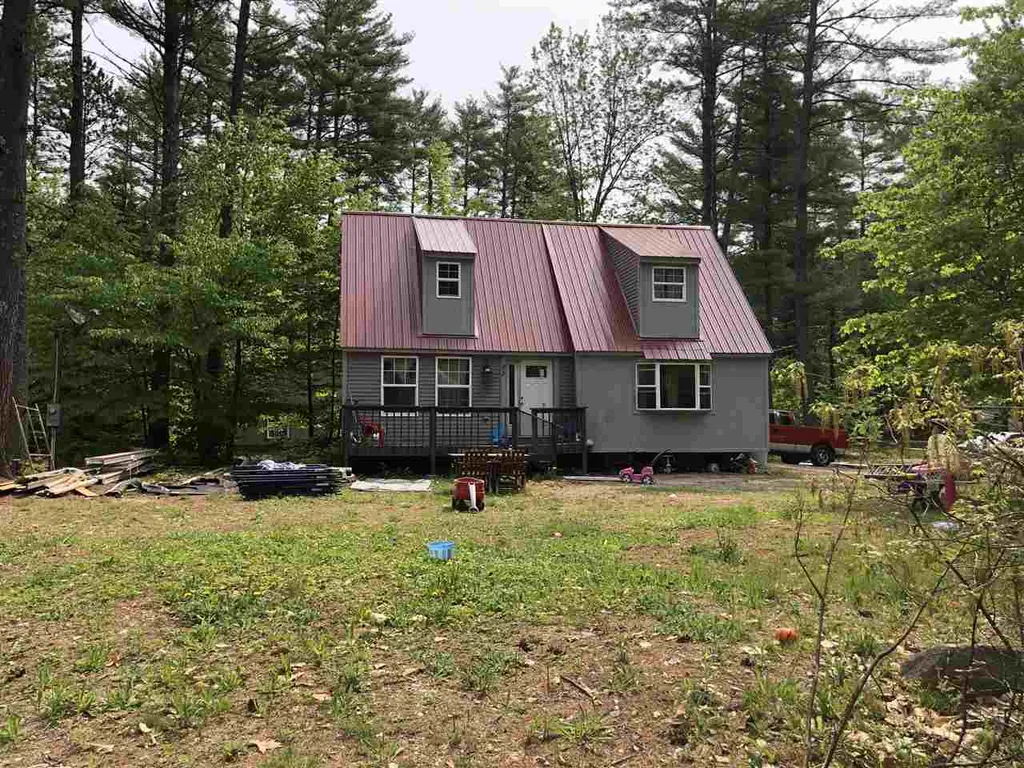 85 Elliot Lane Tamworth NH 03886