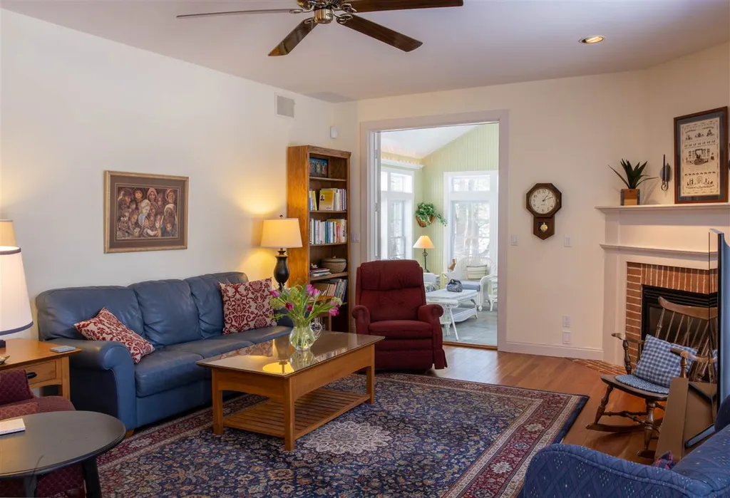 21 Stonegate Lane Shelburne VT 05482