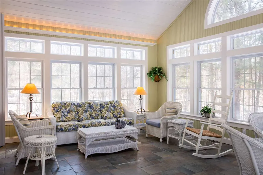 21 Stonegate Lane Shelburne VT 05482