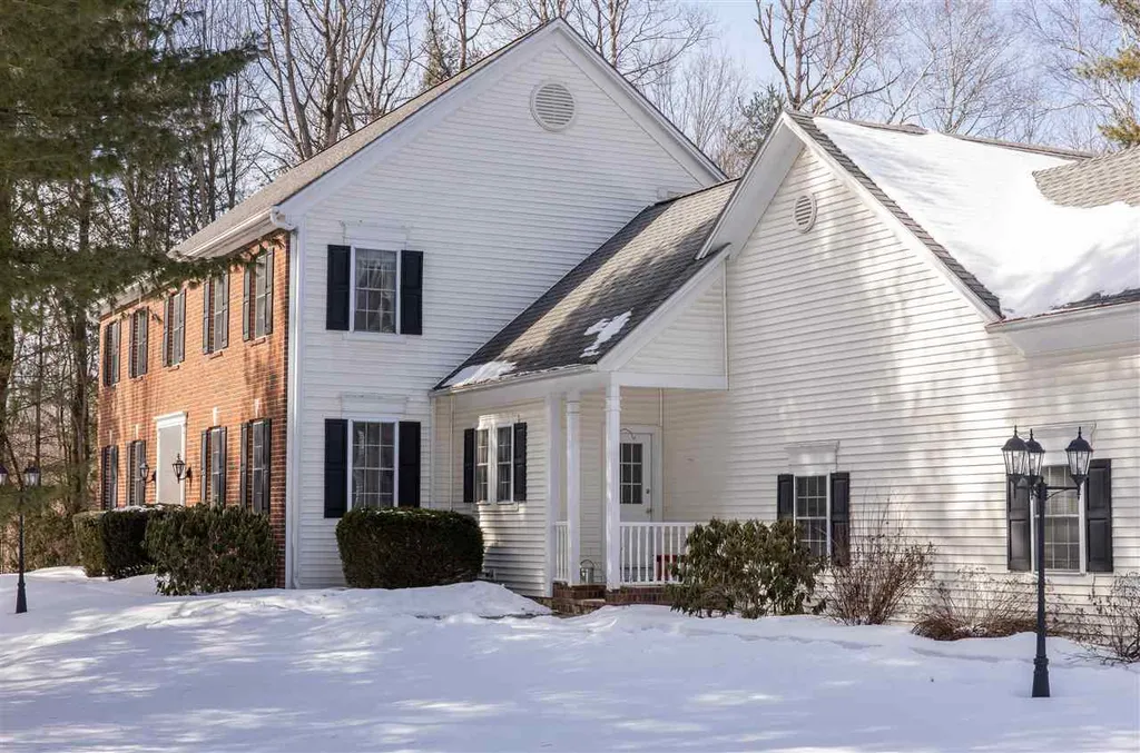21 Stonegate Lane Shelburne VT 05482