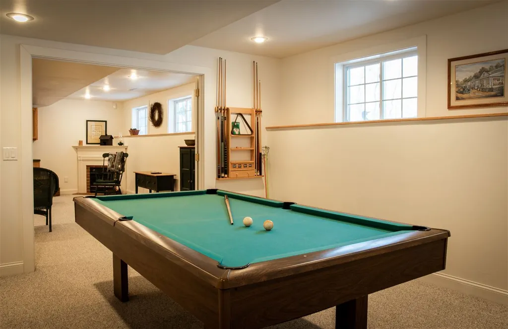 21 Stonegate Lane Shelburne VT 05482