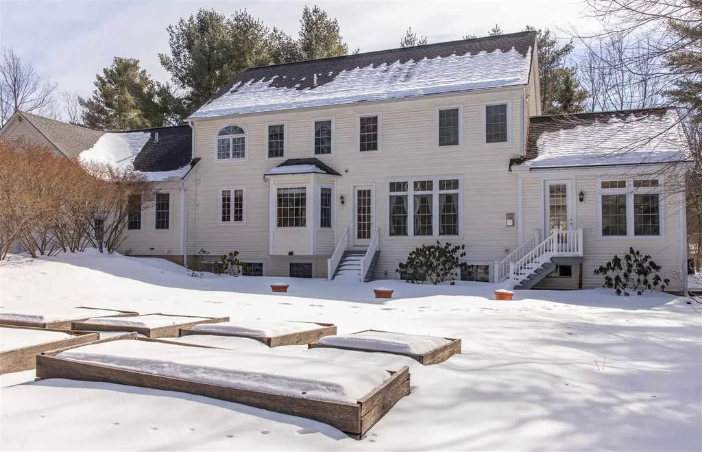 21 Stonegate Lane Shelburne VT 05482