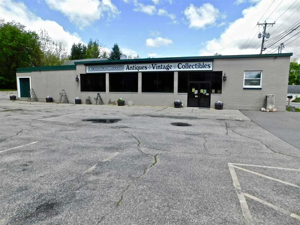 1442 Candia Road Manchester NH 03109