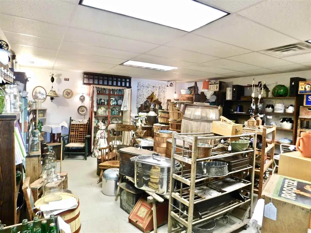 1442 Candia Road Manchester NH 03109