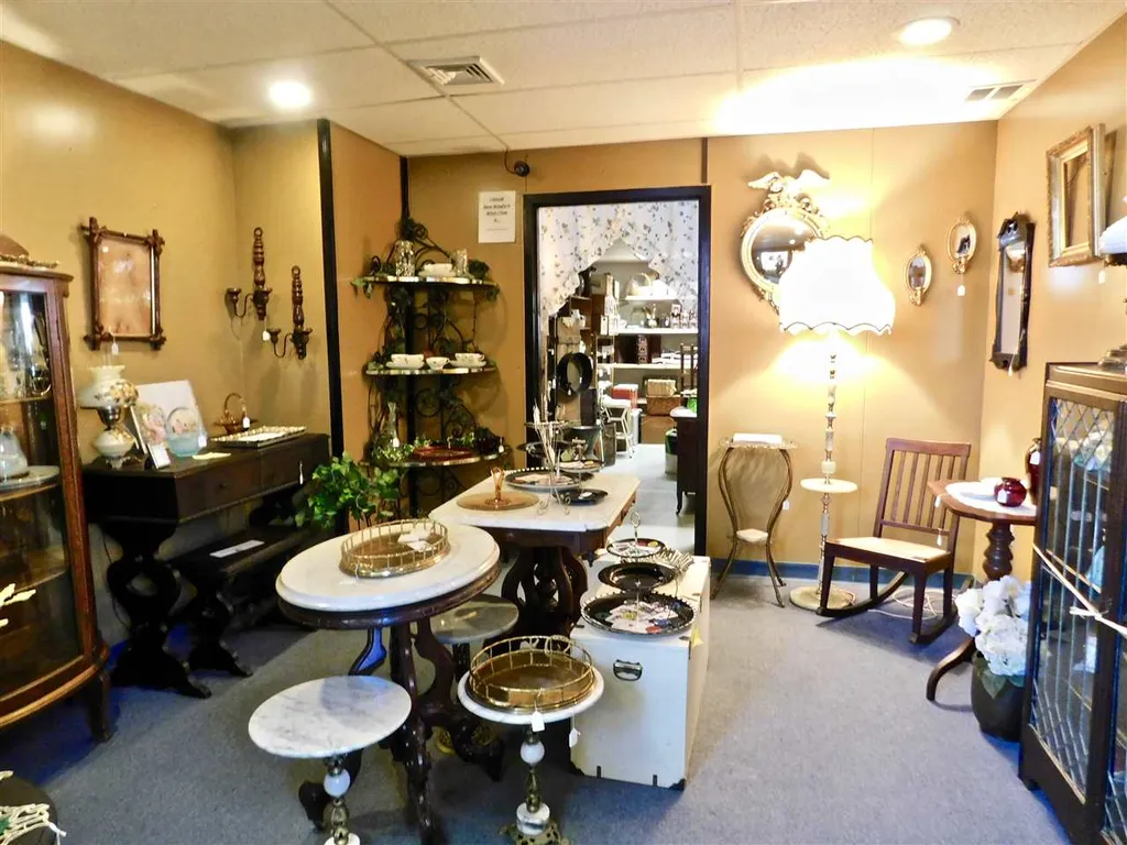 1442 Candia Road Manchester NH 03109
