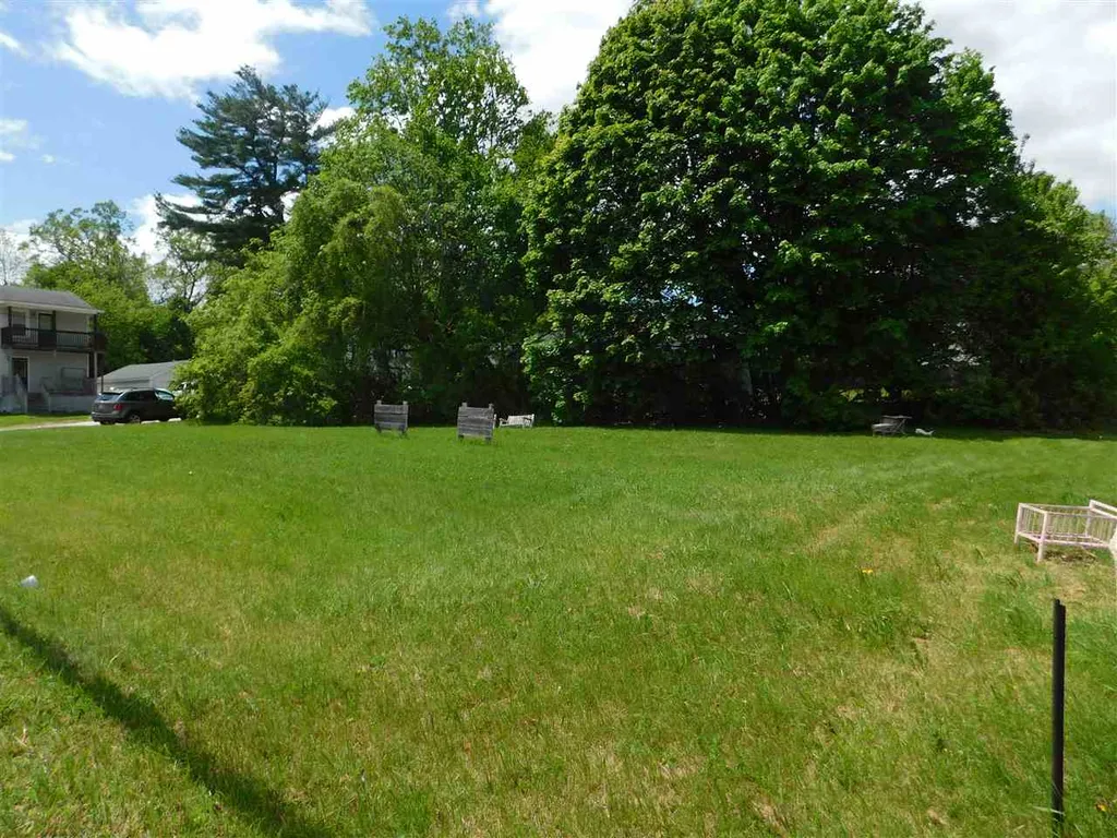 1442 Candia Road Manchester NH 03109