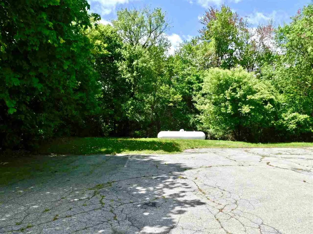 1442 Candia Road Manchester NH 03109