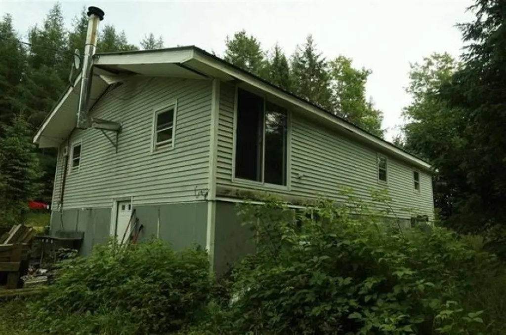54 Simpson Road East Haven VT 05837
