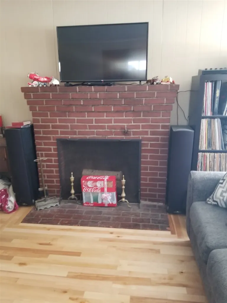 5 Beechmont Street Claremont NH 03743
