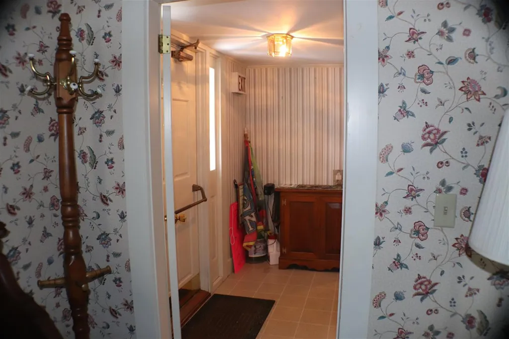 226 West Main Street Hillsborough NH 03244