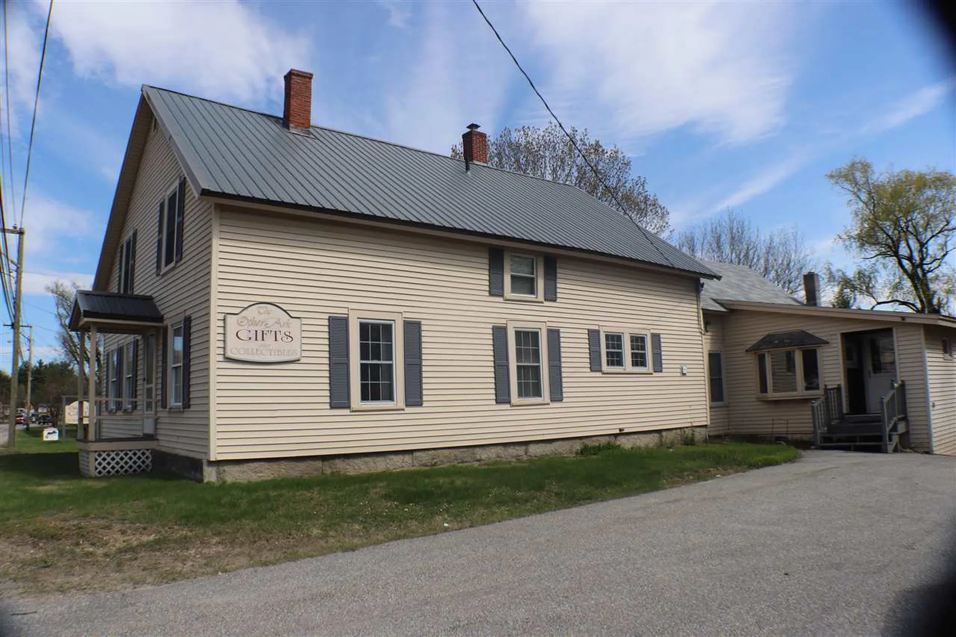 226 West Main Street Hillsborough NH 03244