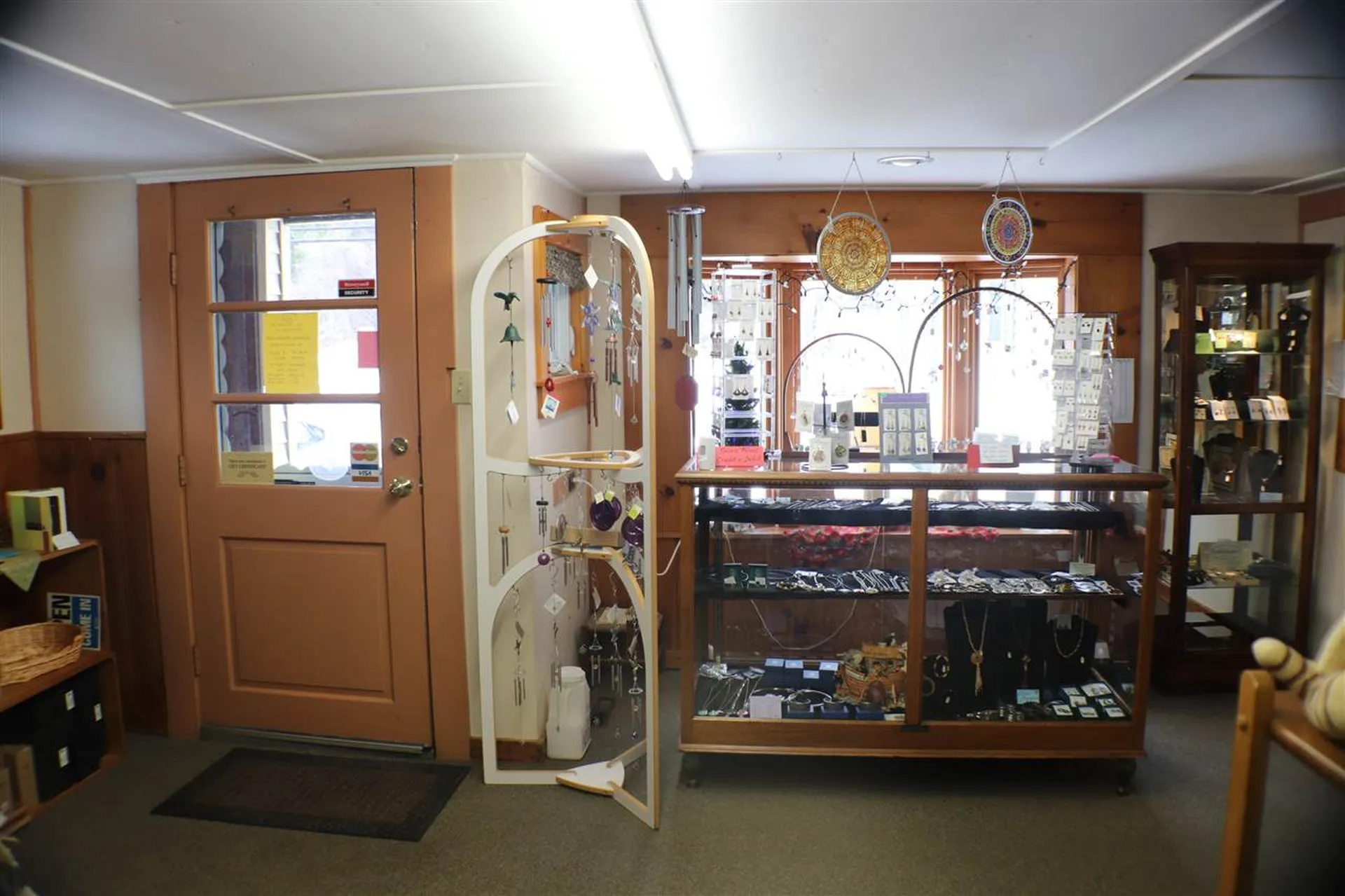 226 West Main Street Hillsborough NH 03244