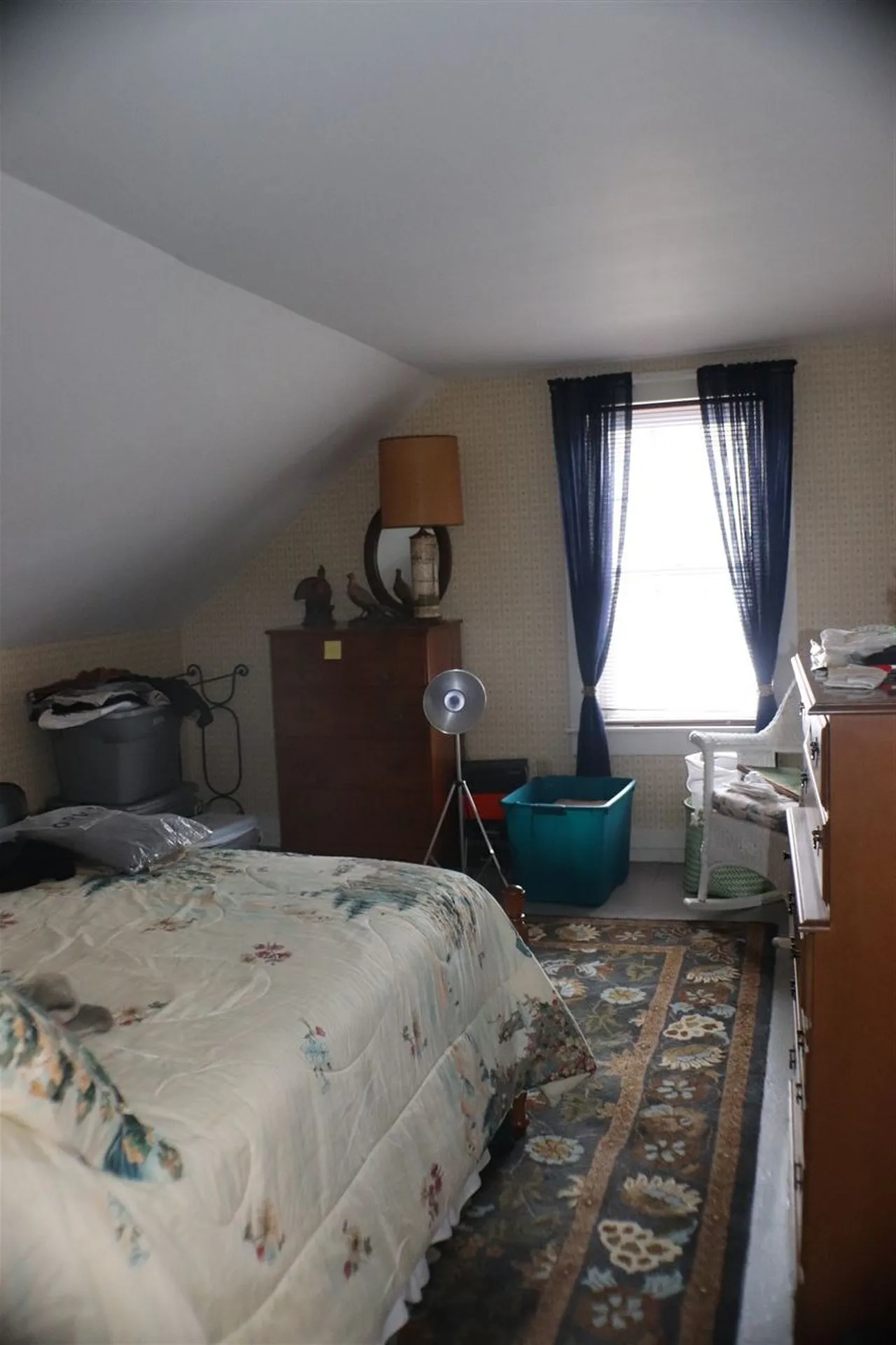 226 West Main Street Hillsborough NH 03244
