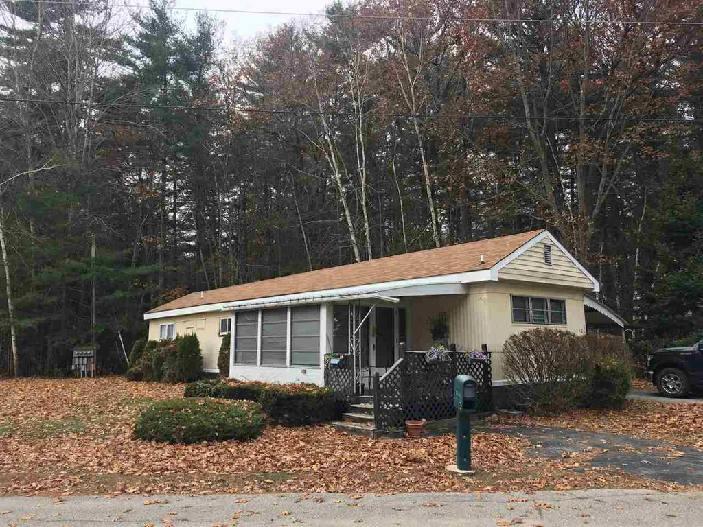 12 Kirkwood Road Hooksett NH 03106