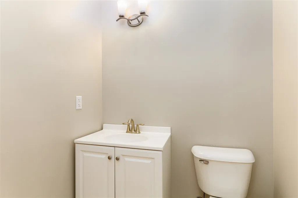 14 Village Drive Colchester VT 05446