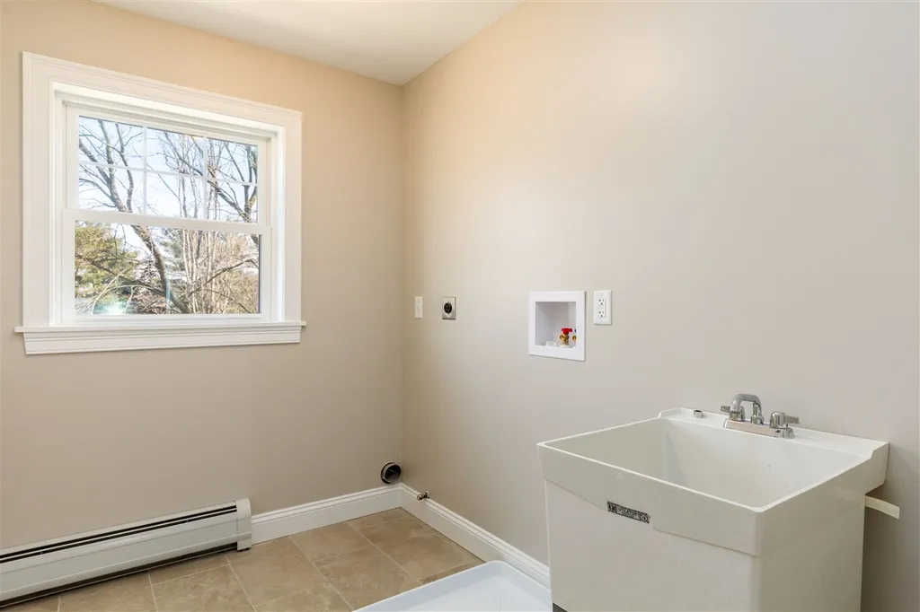 14 Village Drive Colchester VT 05446