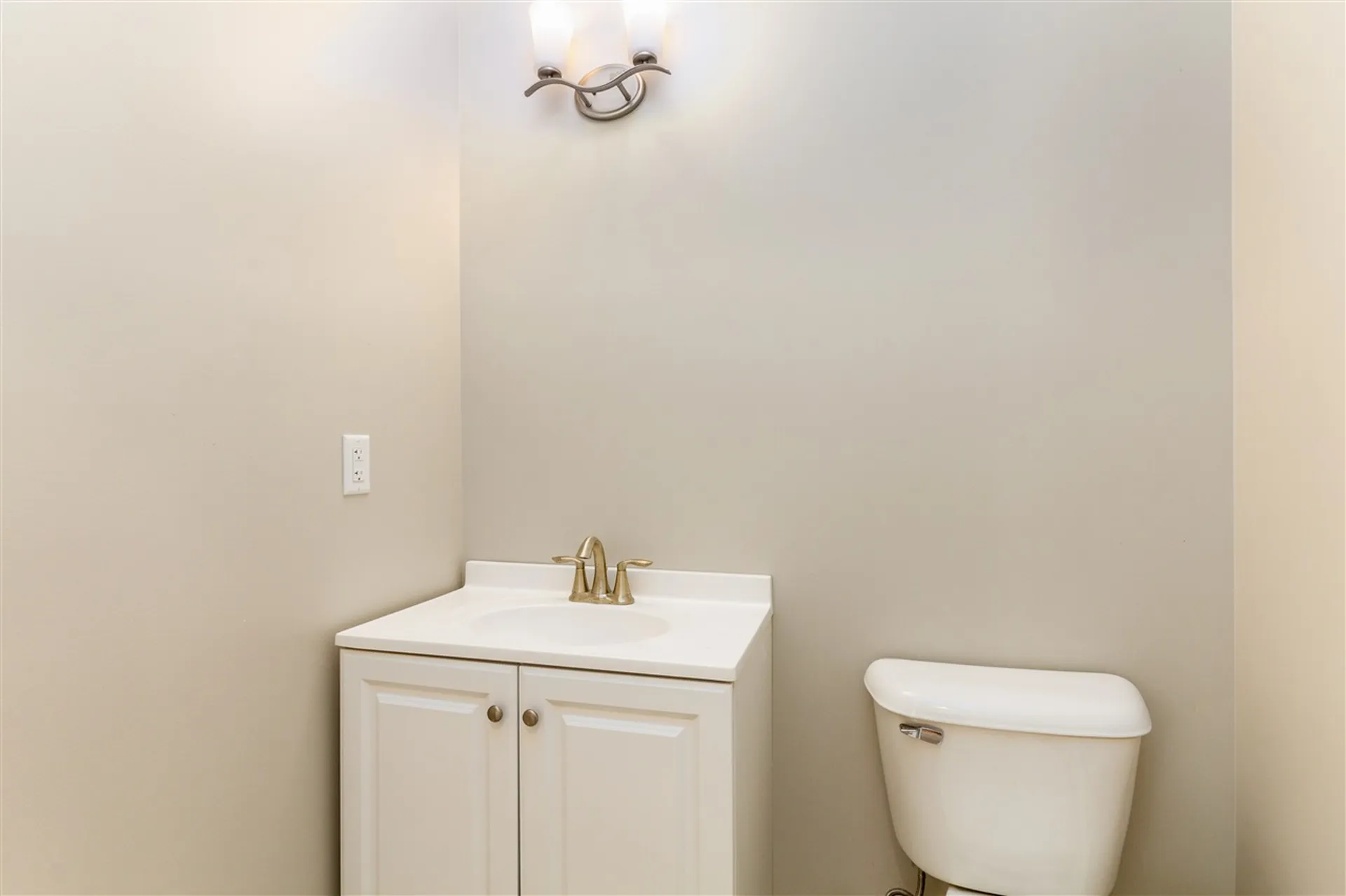 14 Village Drive Colchester VT 05446