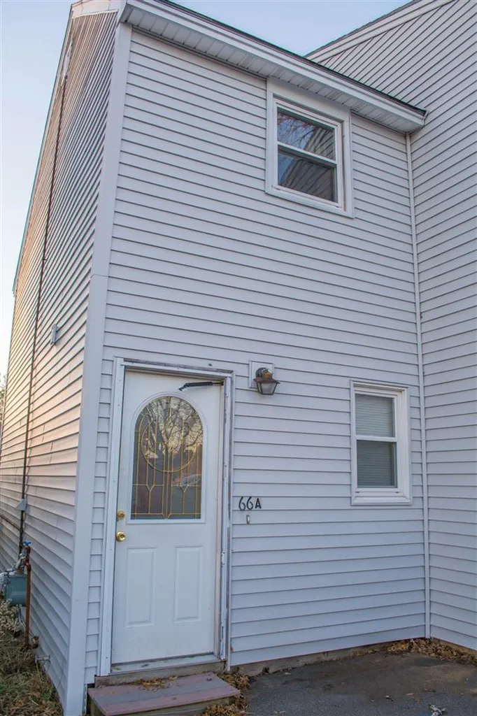 66 Pembroke Road Concord NH 03301