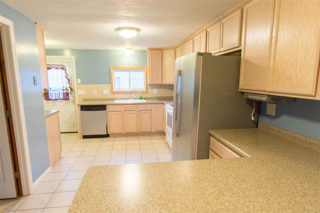66 Pembroke Road Concord NH 03301