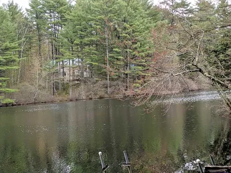 17 Hillcroft Road Laconia NH 03246