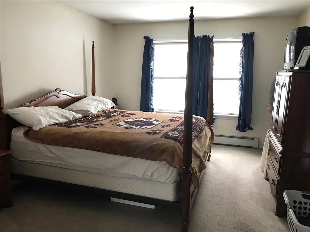 667 Hurricane Road Keene NH 03431