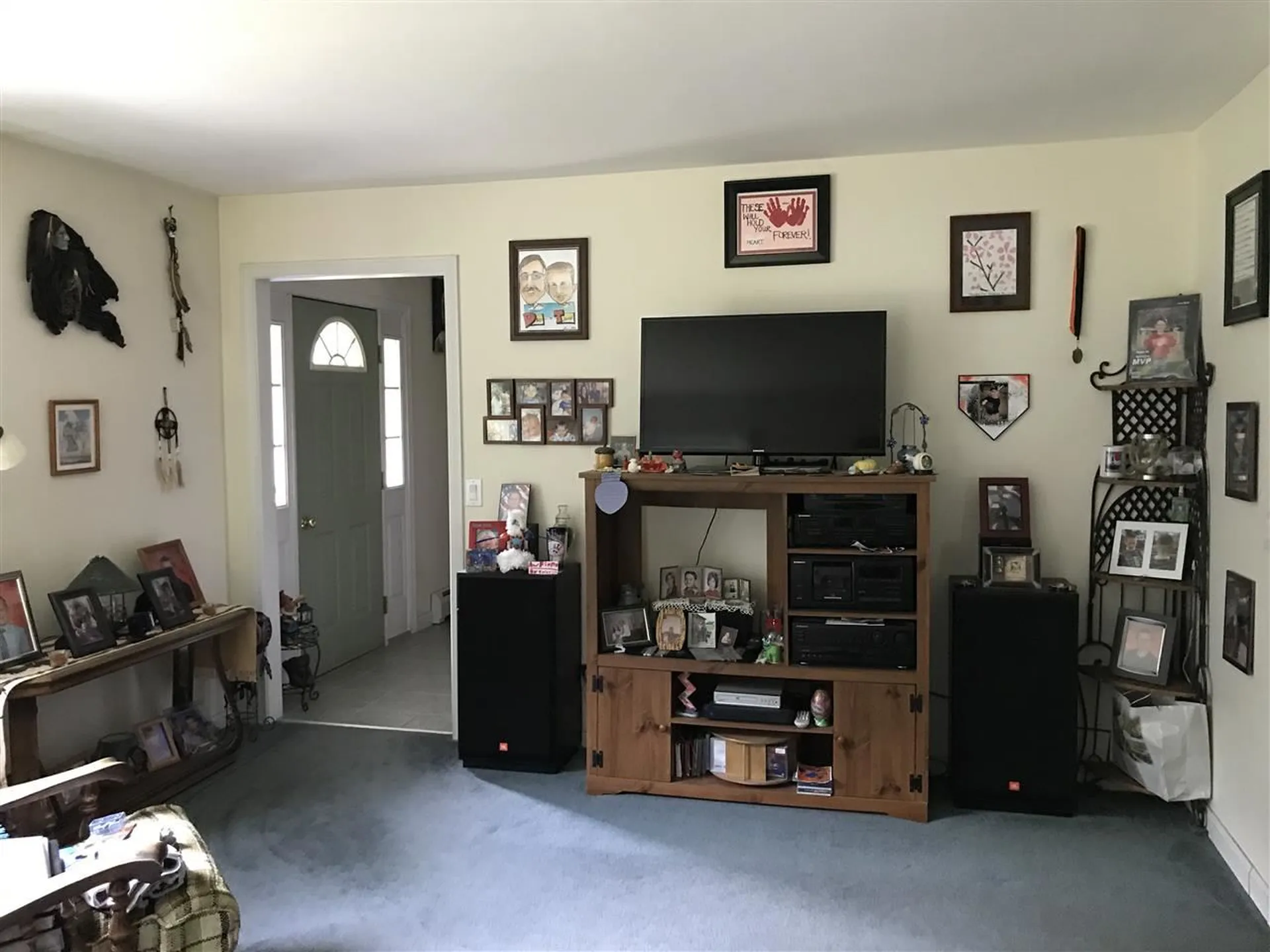 667 Hurricane Road Keene NH 03431
