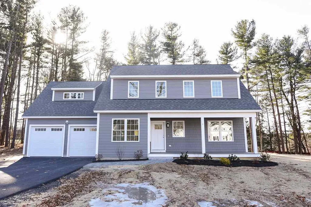 7 Massasoit Boulevard Plaistow NH 03865